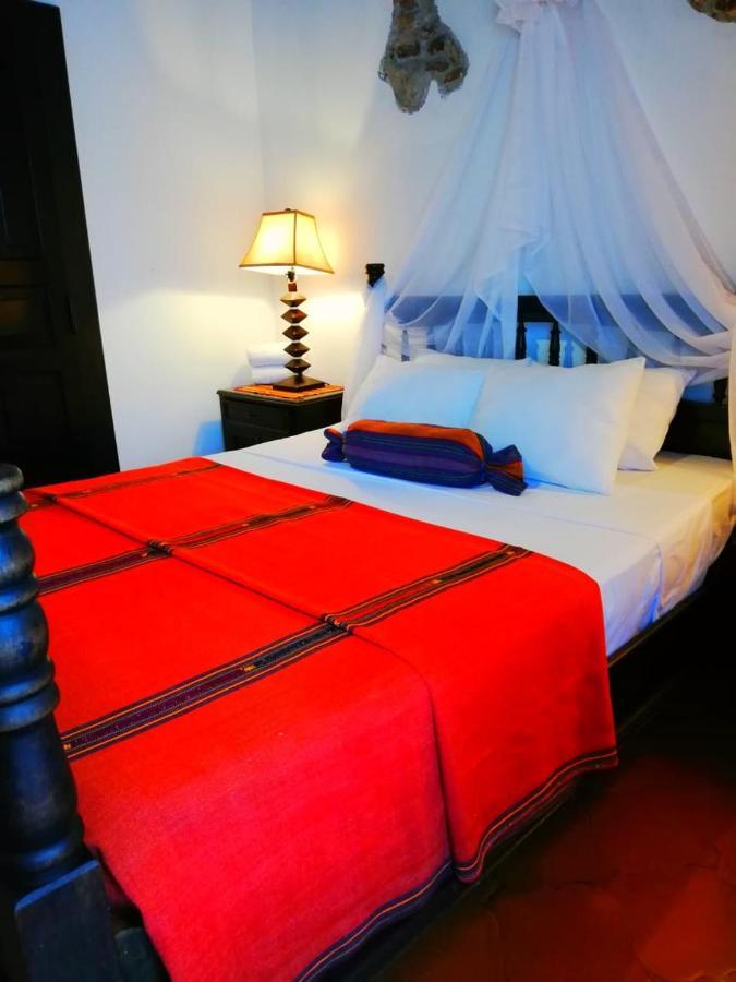 La Quinta Santa Lucia Hotel Antigua Buitenkant foto
