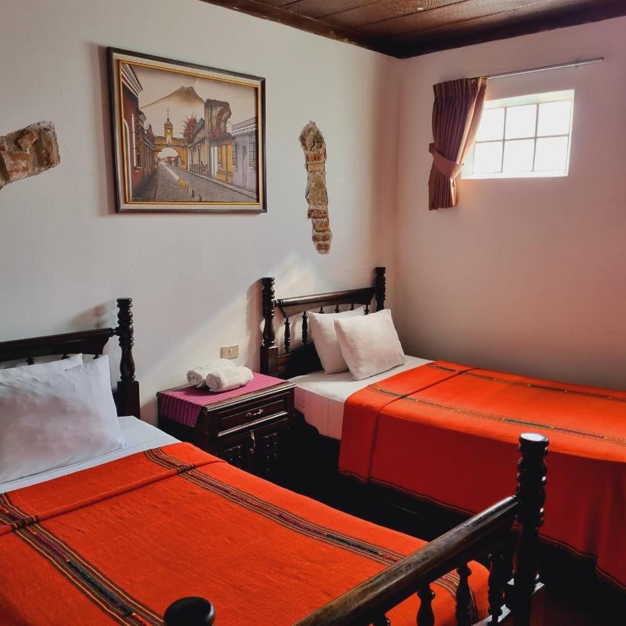 La Quinta Santa Lucia Hotel Antigua Buitenkant foto